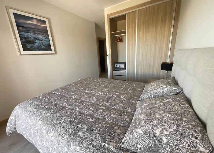 Premium Flat